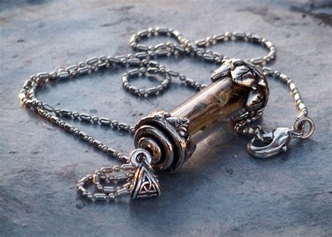 Occult necklace